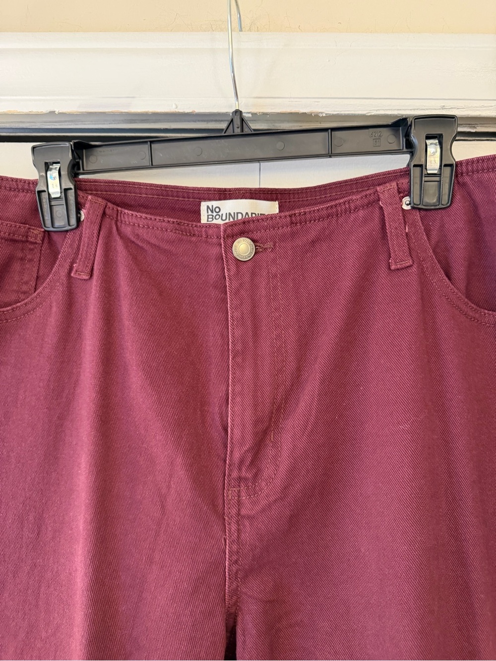 No Boundaries Women's Burgundy Wide Leg Jeans, sz XXL (20) - Picture 2 of 7